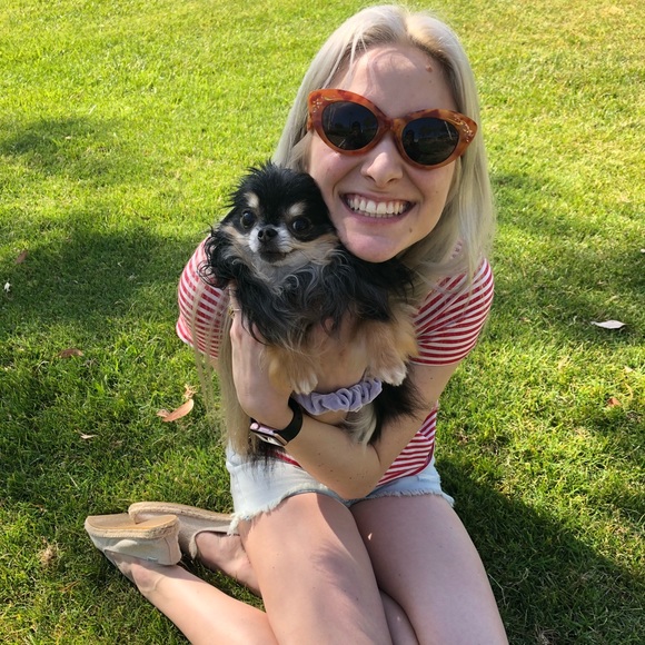 Meet your Posher, Claire - Picture 5 of 6